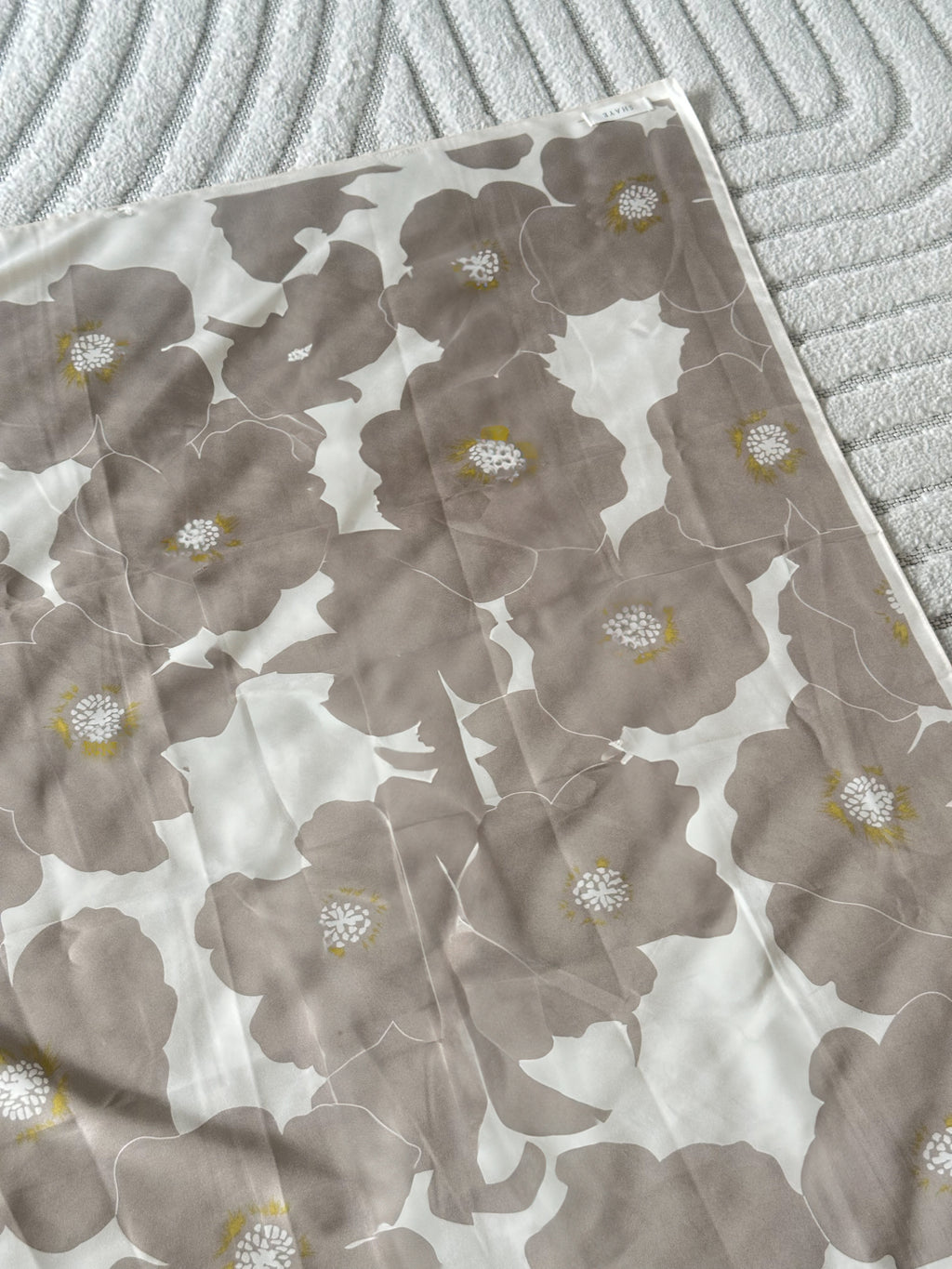 CARRÉ IMPRIMÉ - MIRA