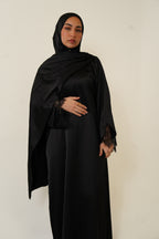 Robe satinée - Finition dentelle