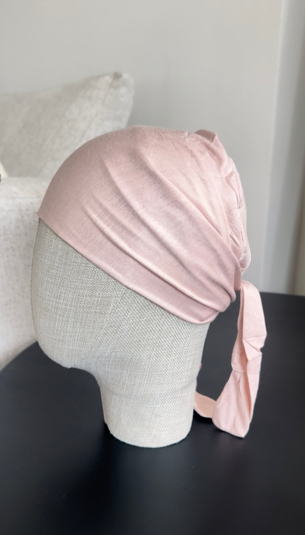 Bonnet à Lacets