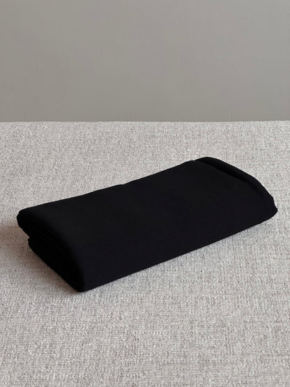 Wavy Black